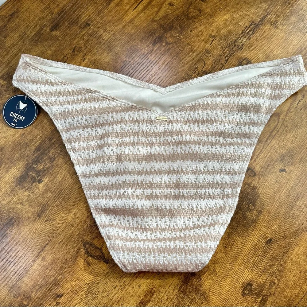 Hollister Crochet Style Cream and White Cheeky Bikini Bottoms, XL